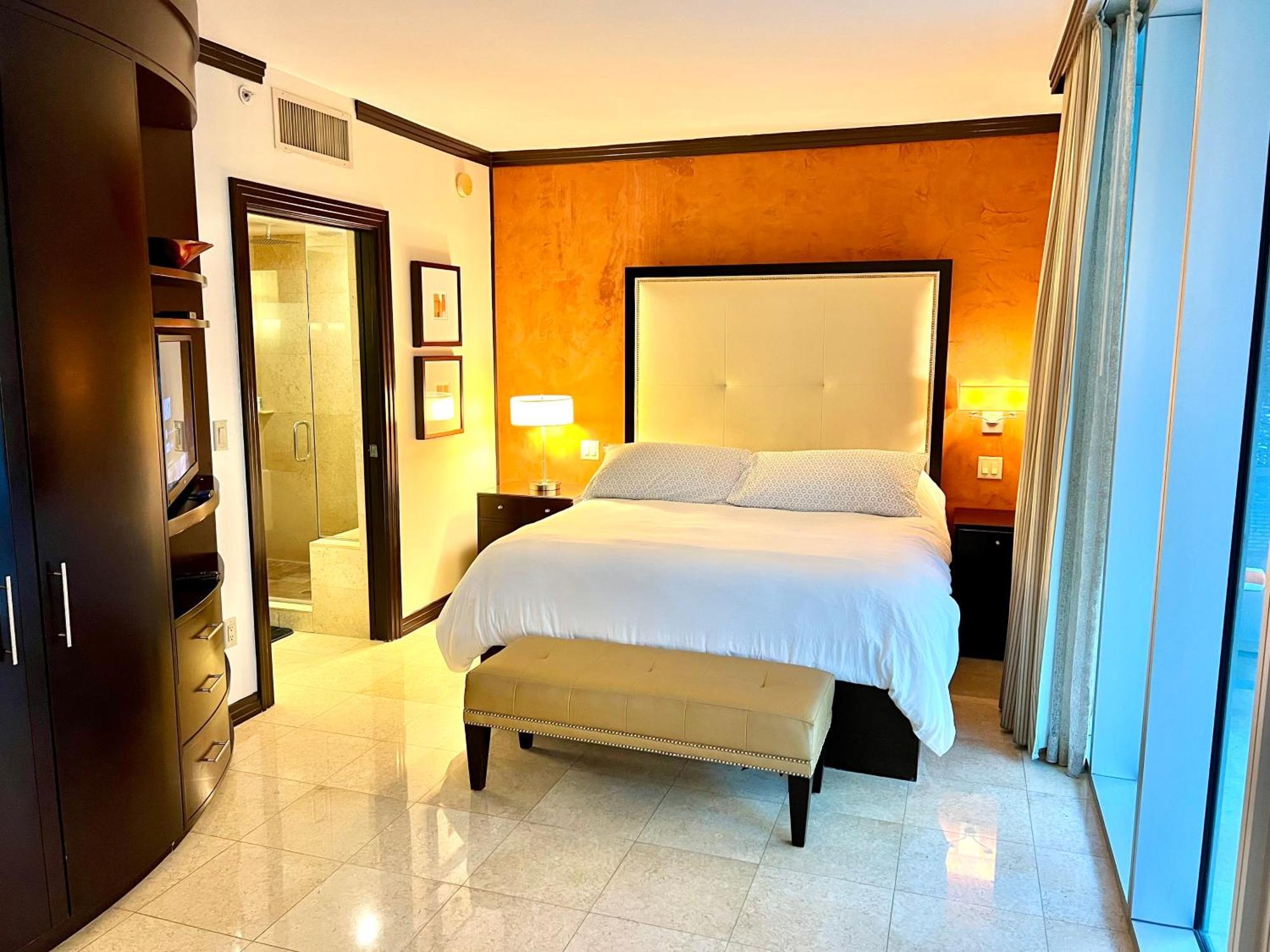 Boutique Suites 3 Min Walk To Beach Майами-Бич Экстерьер фото